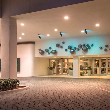 Doubletree Resort Hollywood Beach Exterior photo