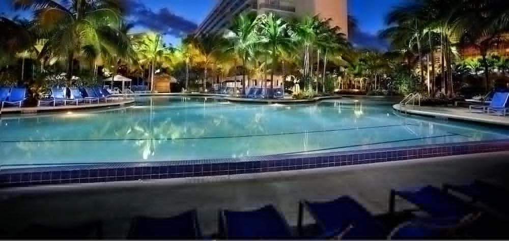 Doubletree Resort Hollywood Beach Exterior photo