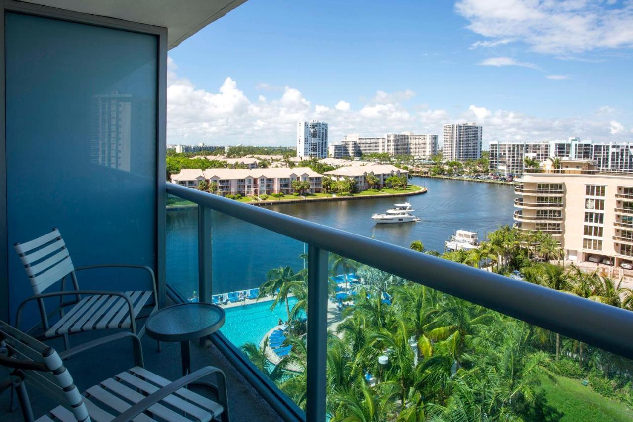 Doubletree Resort Hollywood Beach Exterior photo