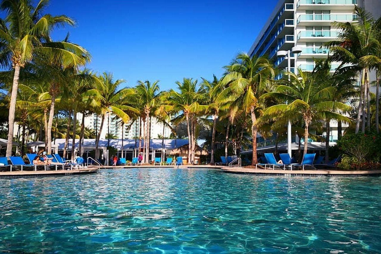 Doubletree Resort Hollywood Beach Exterior photo